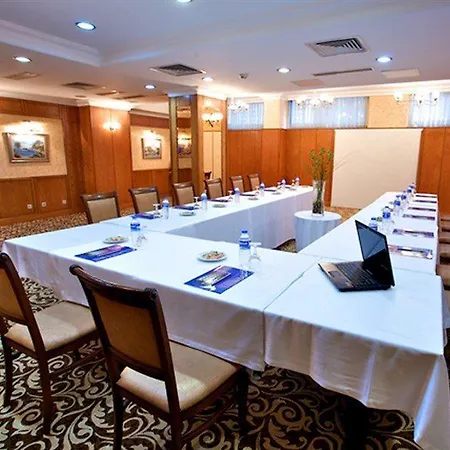 Otel Grand Hilarium 4*