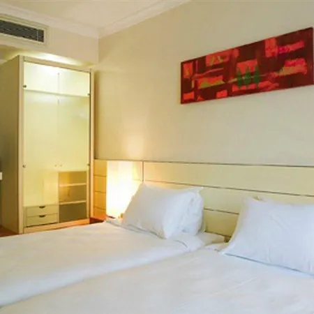Hotel Divan City 4*