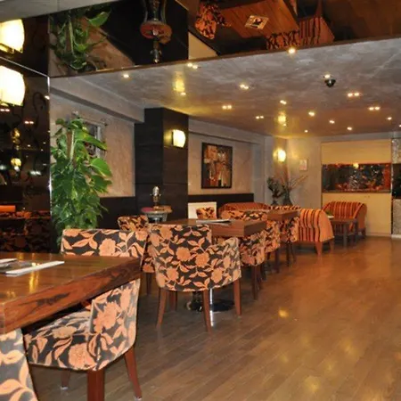 Hotel Suereyya 3*