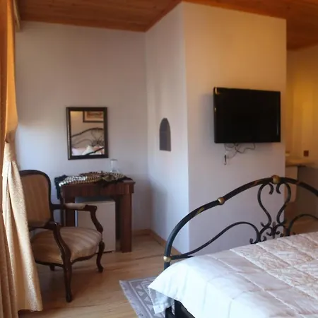 Hotel Tom Square Boutique 2*