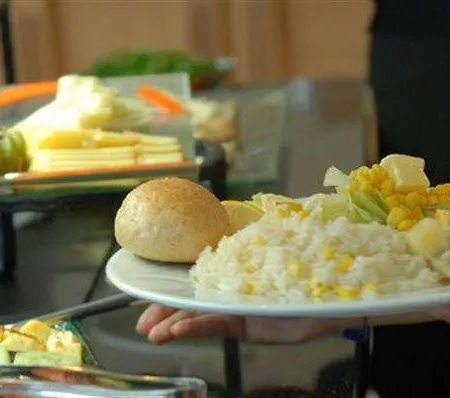 Otel The 4*