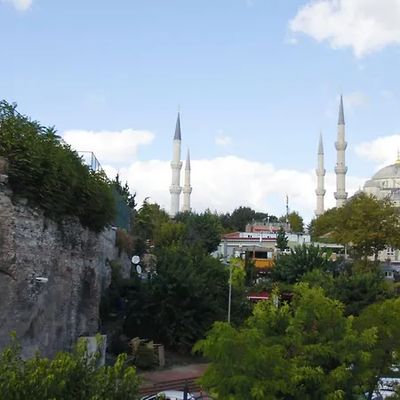 Erguvan - Special Category Hotel