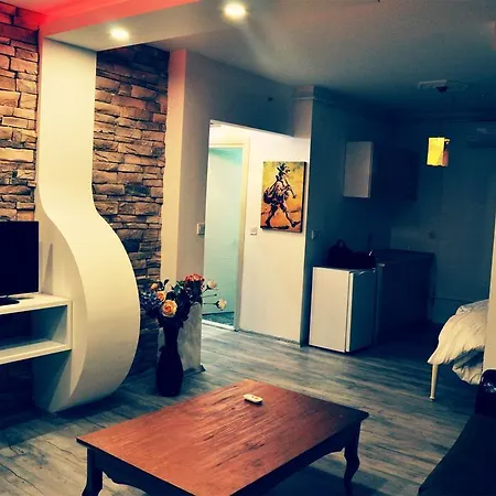 Hera Suites Daire