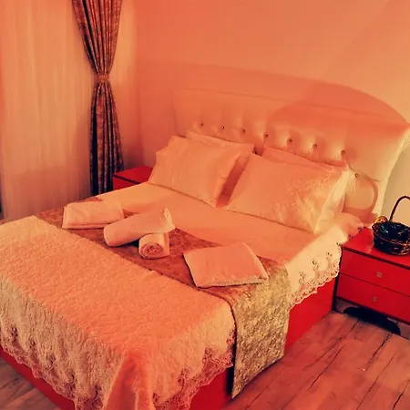 Daire Hera Suites *