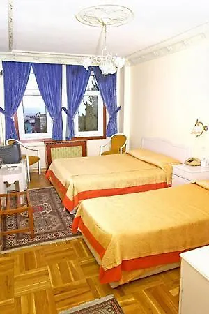 Azade 4*