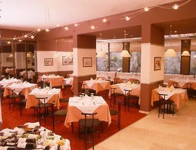 Hotell Taslik 3*