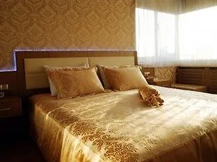 Grand Zentrum & Cafe Restaurant - Taksim Square Otel 3*