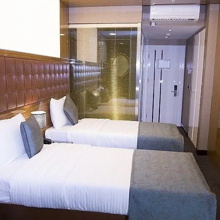 Atasehir Palace & Conference 4*