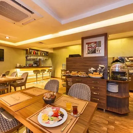 The Meretto Old City Hotel