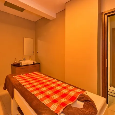 Hotel The Meretto Old City 4*