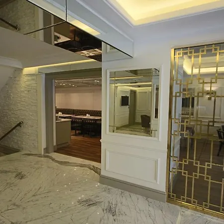 Mina - Special Category 4* Istambul
