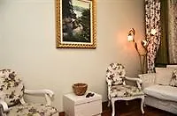 Oemer Hayyam Suites