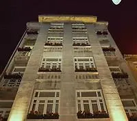 Oemer Hayyam Suites Apartment