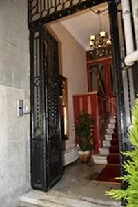 Oemer Hayyam Suites Apartment Istanbul