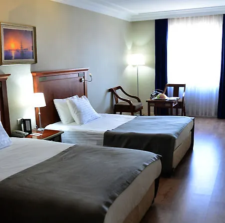 Hotel The Green Park Taksim 4*