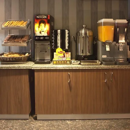 Hotel Nanda 4*