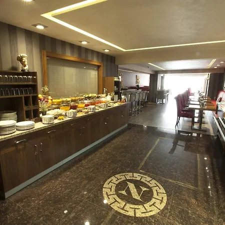 Hotel Nanda 4*