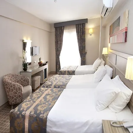 Nanda Hotel 4*