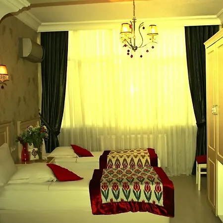 Hotel Divas 3*