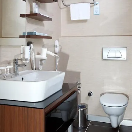 Oezay Aparthotel 3*
