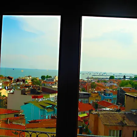 Hotel Art 3*