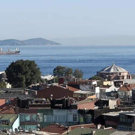 Aslan * Provincia di Istanbul