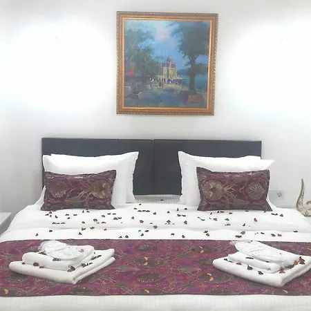 Aparthotel Golden Life