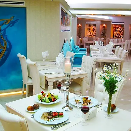 Ipek Estambul