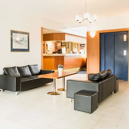 Dream Hill Business Deluxe Asia Hotel 4*