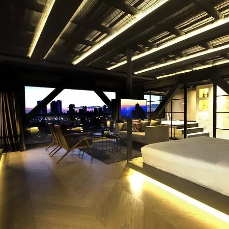 Cityloft 81 Hotel 4*