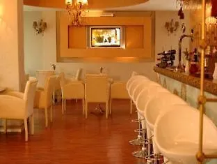 ايليت دراغوس فندق 5*