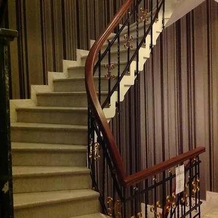 Taksim Star Hotel 3*