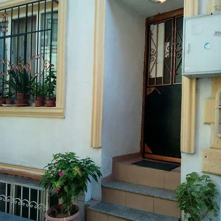 Bereket Traveler Hotel