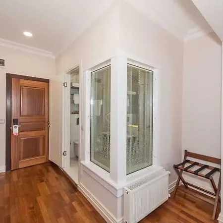 Suitel Bosphorus Taksim 2* איסטמבול