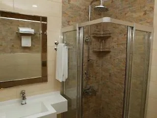 Hotel Long