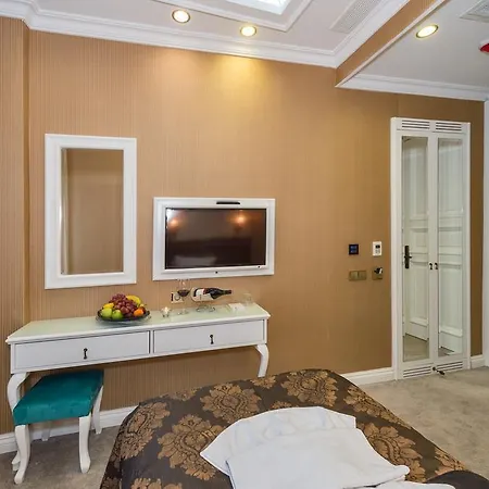 Alpek Hotel 3*