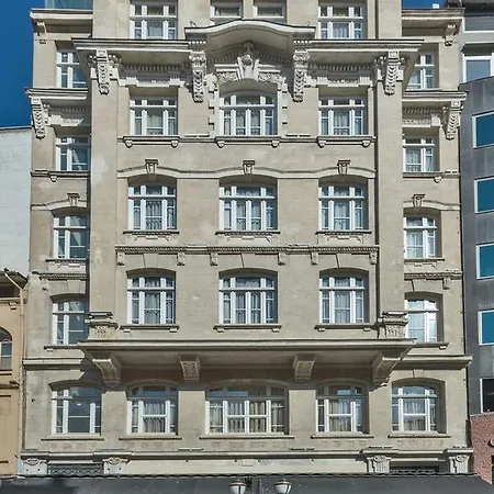 Alpek Hotel