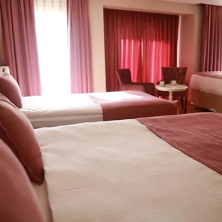 Black Pearl Hotel