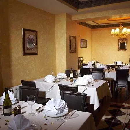 Adora Cafe & Restaurant Hotel