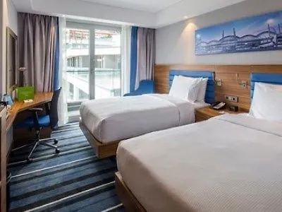 Hotel Hampton By Hilton Kurtkoy