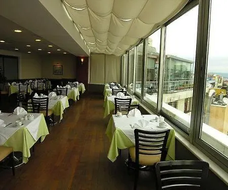 Taksim Square 4*