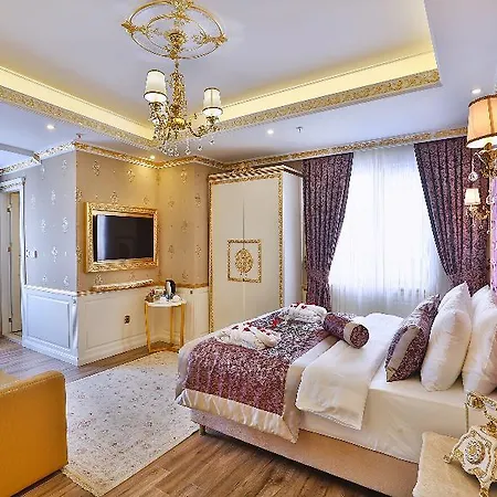 Emirhan Palace 3*