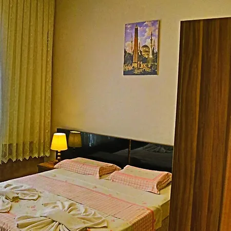 Hotel Subrosa 3*