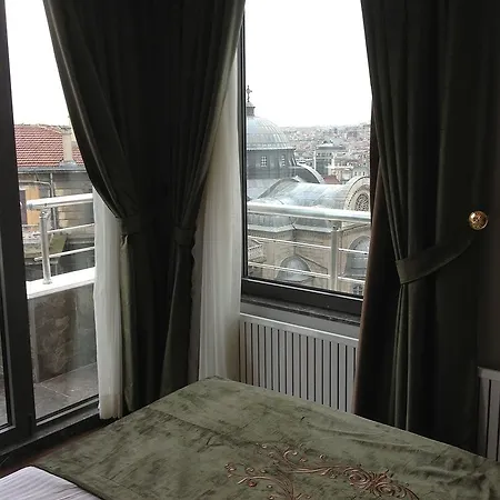 Taksim Star