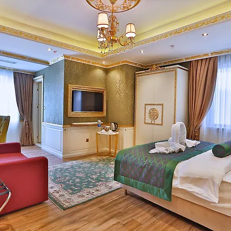 Emirhan Palace 3*