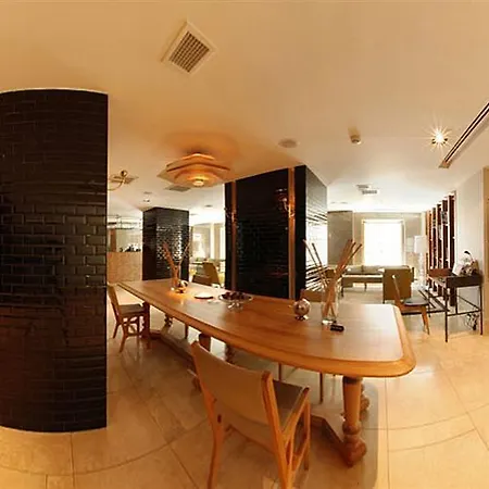 Witt Hotel 5*