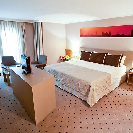 Hotel Klas Old 4*