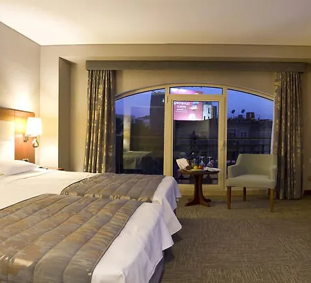 Innpera Hotel 4*
