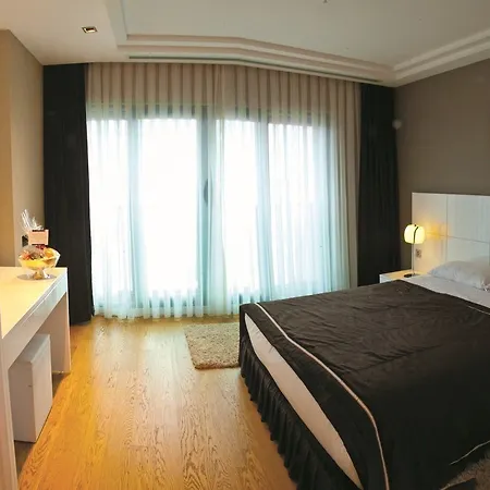 Hotel Radisson Residences Avrupa Tem