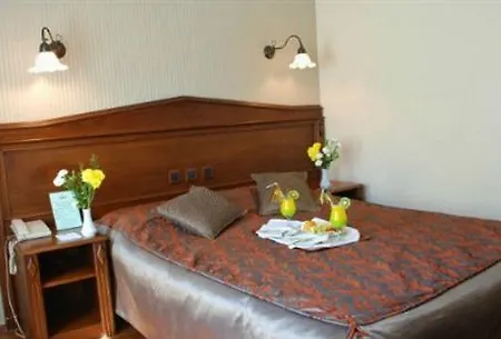 Megara Palace - Old City 3*